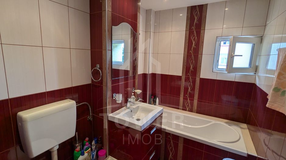 Apartament decomandat cu 2 camere (balcon, pivnita) - Strand, Sibiu - Poză 4