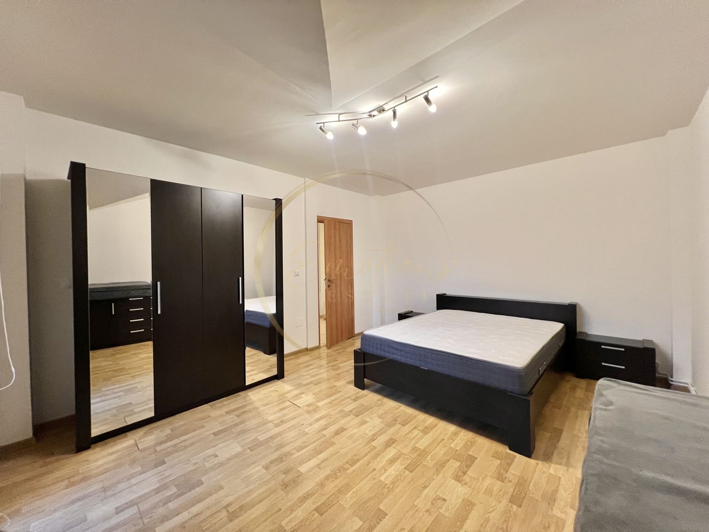 OFERTA | Apartament cu 3 camere | Steaua , Timisoara - Poză 2