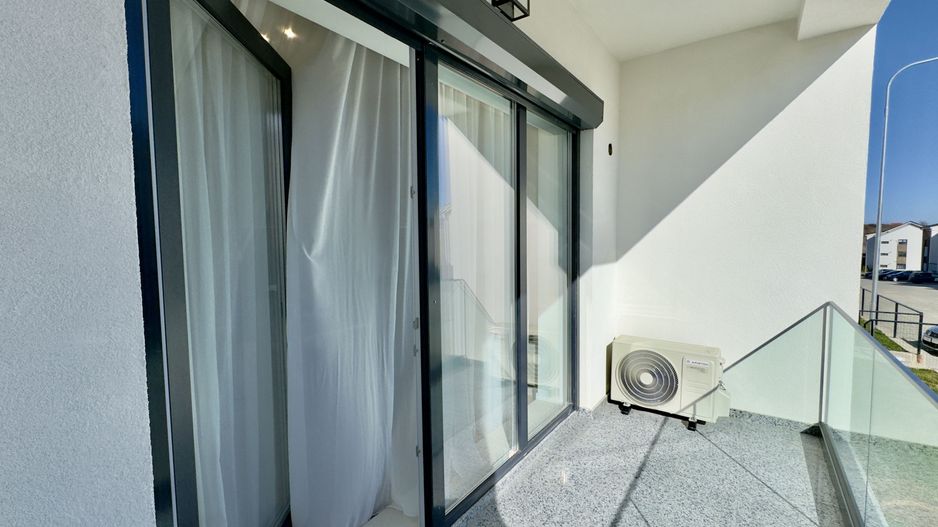 Apartament cu 3 camere, decomandat, la cheie terasă 9.11 - întabulat - Poză 9
