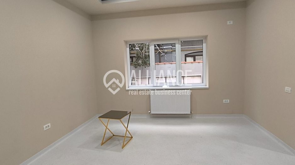 Capitol Bulevardul Mamaia Vila D+2E+M - Poză 3
