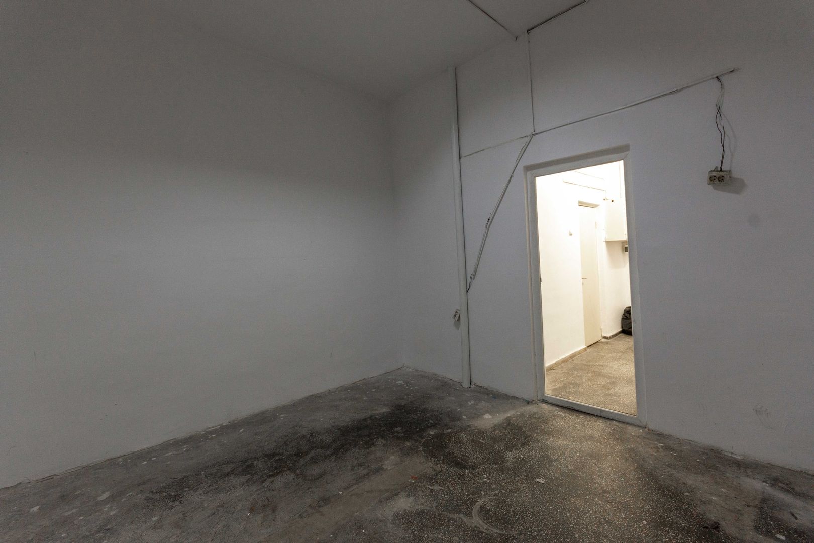 Spatiu comercial de inchiriat, Pantelimon 309, vis-a-vis Posta - Poză 8