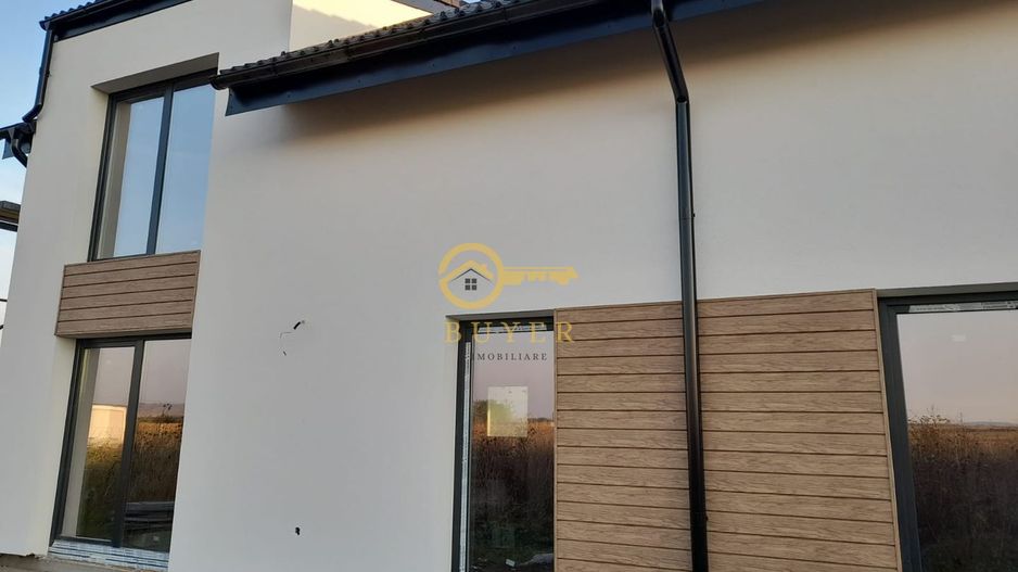 Casa tip duplex 380mp teren- Sura Mica- Ansamblu nou - Poză 6