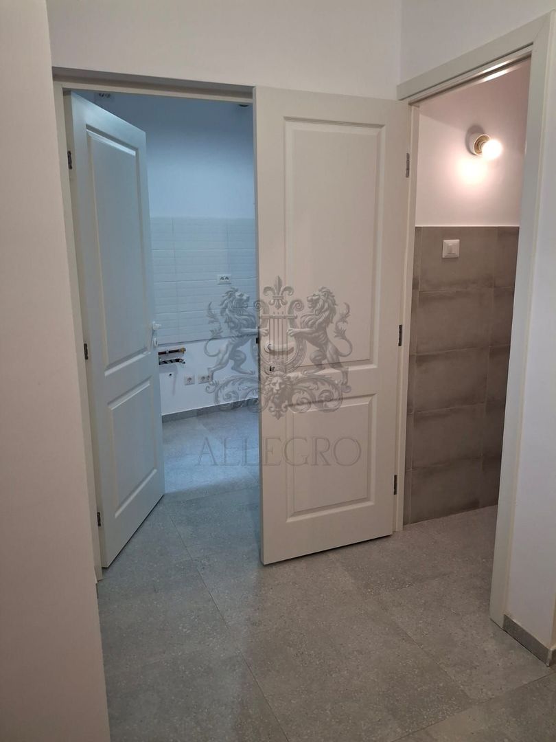 Apartament interbelic cu 2 camere | Vilă P+1+M | Curte | Popa Nan - Poză 6