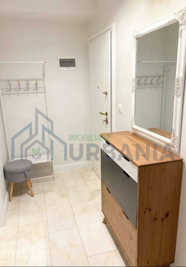Vând apartament 2 camere în complexul Royal Town, Copou, Valea Lupului - Poză 2