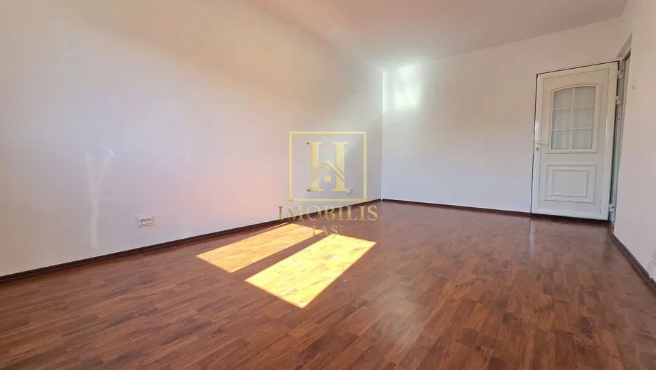 Apartament 3 camere, Dec., et. 4, bloc din 1990, 91.500 euro - Poză 3