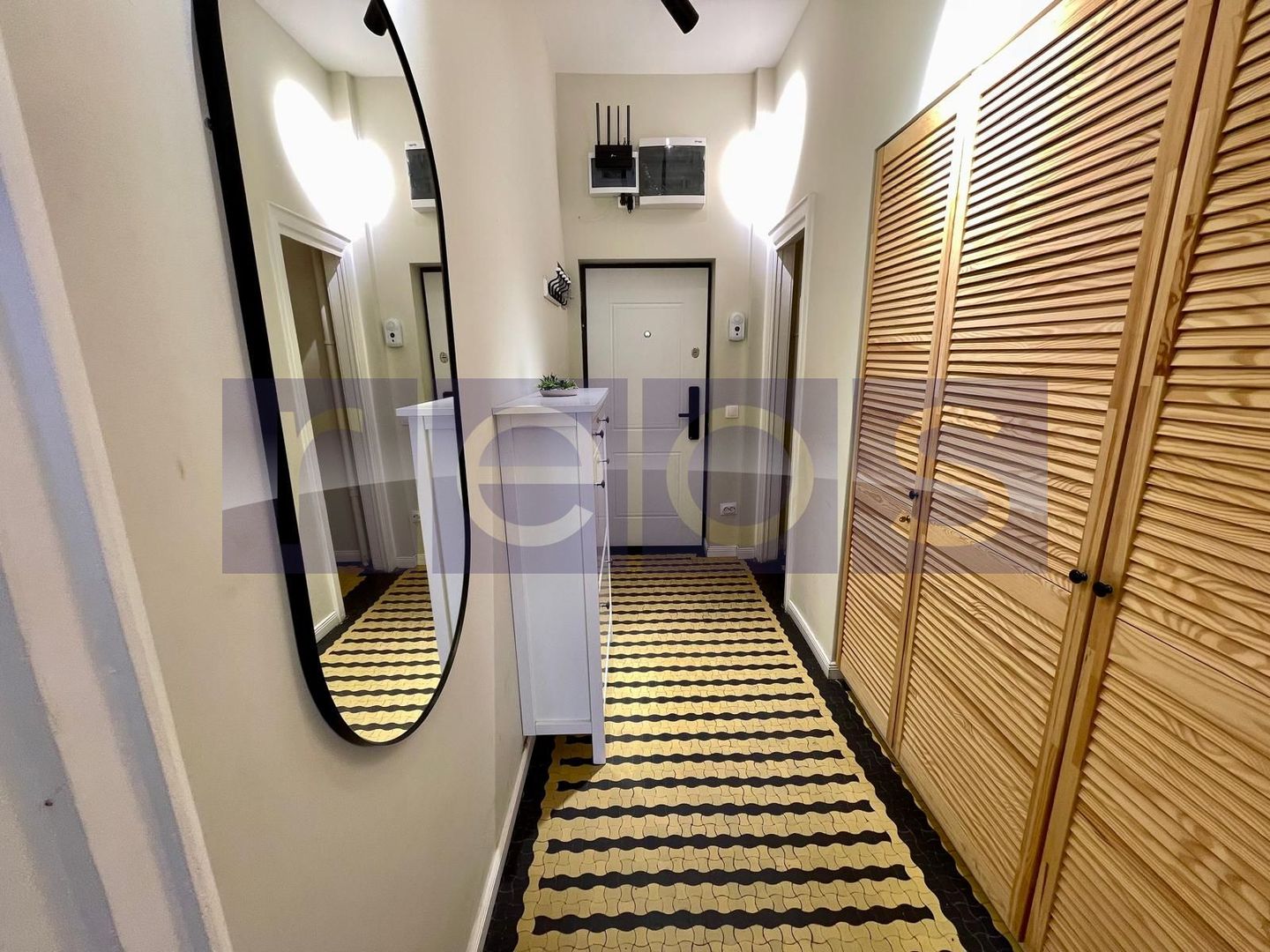 VANZARE APARTAMENT BOEM 2 CAMERE 50MP ULTRACENTRALA TERASA PANORAMICA - Poză 13