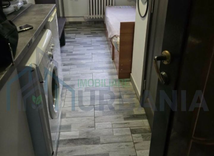 Garsonieră în cămin, 12 mp, Bularga, Iași – WC și duș în casă - Poză 1