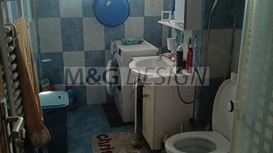Apartament 2 camere Dambovita cu centrala - Poză 9