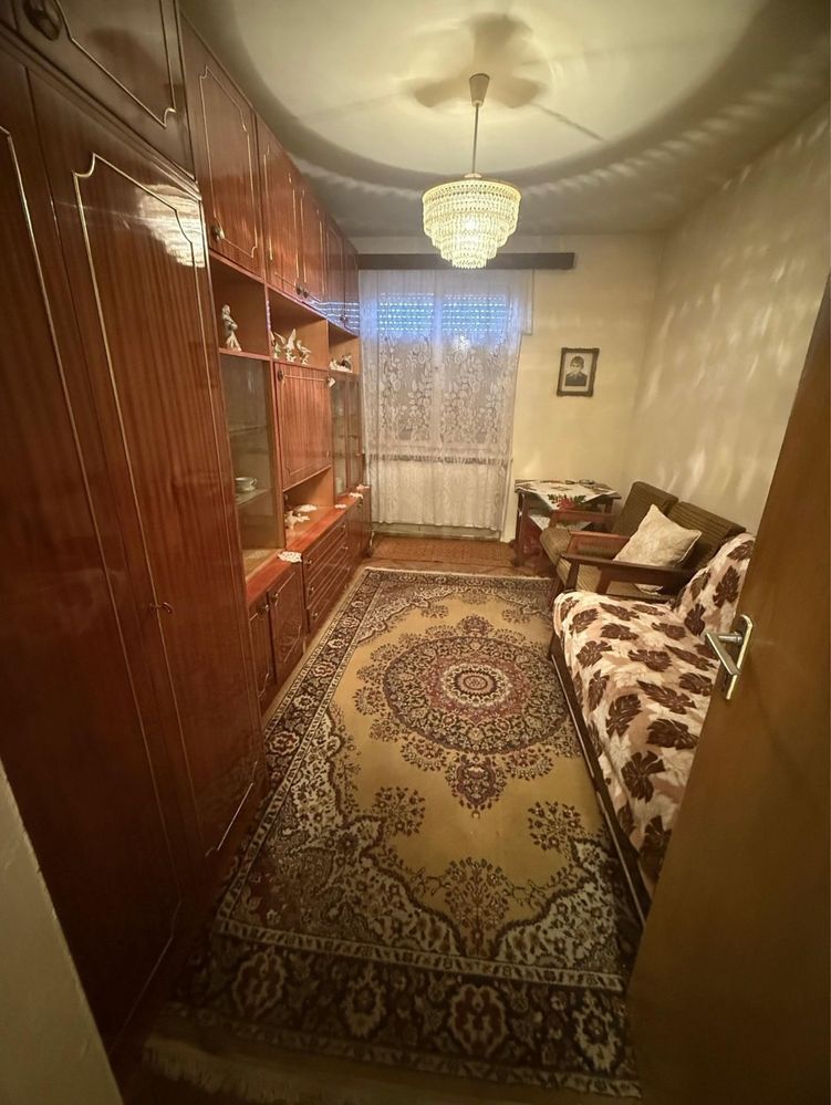 BRASADAS vinde ap 3 cam etaj 4/4 zona Closca. - Poză 4