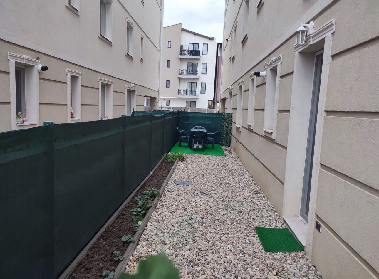 Giroc-Neptun | 2 Camere | Bucatarie inchisa | Curte proprie | Mobilat si Utilat - Poză 7