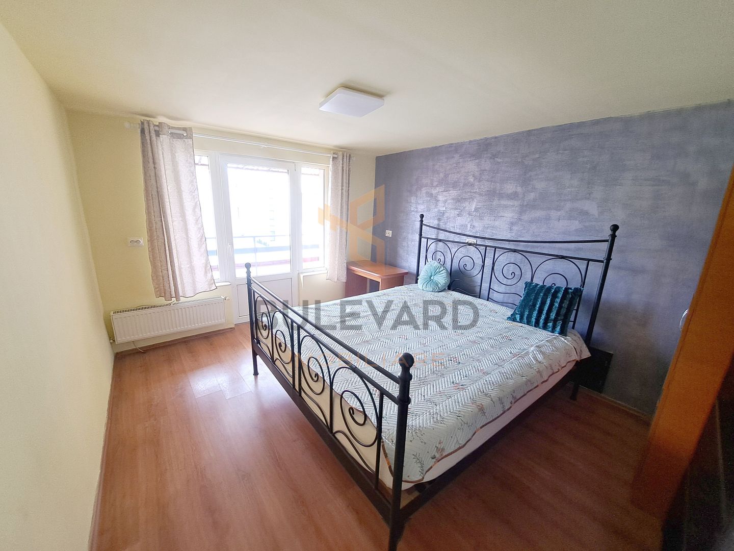 Casa 3 dormitoare, curte 60mp, parcare, langa UMF! - Poză 8