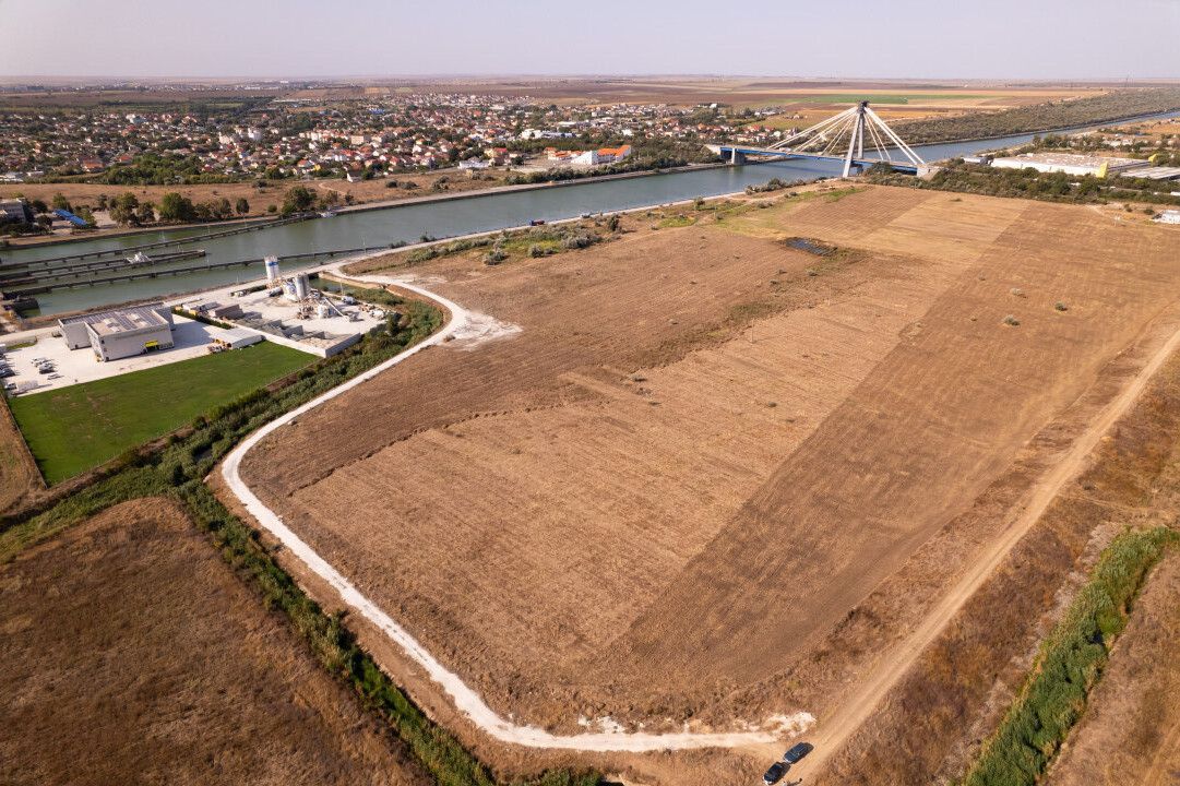 Teren intravilan cu acces rapid la autostrada A4 și la Portul Agigea. - Poză 3