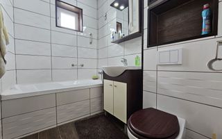 Apartament 2 camere renovat,mobilat si utilat - de vanzare - Poză 4
