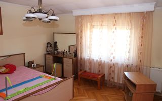 Casă / Vilă cu 3 camere de vânzare în zona Bartolomeu - Poză 109