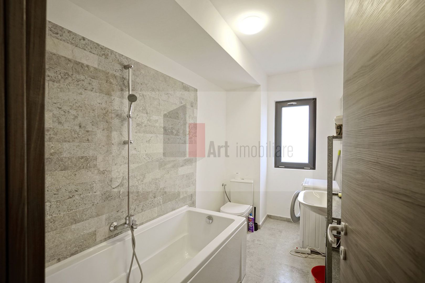 3 camere bloc nou Intrarea Monolitului - Poză 11