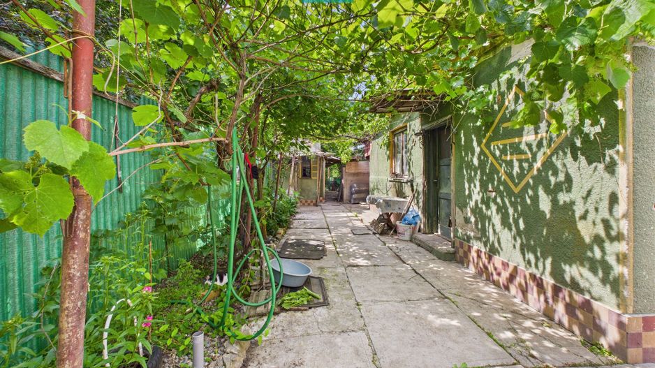 Casă de cărămidă in Grădiște - Poză 15