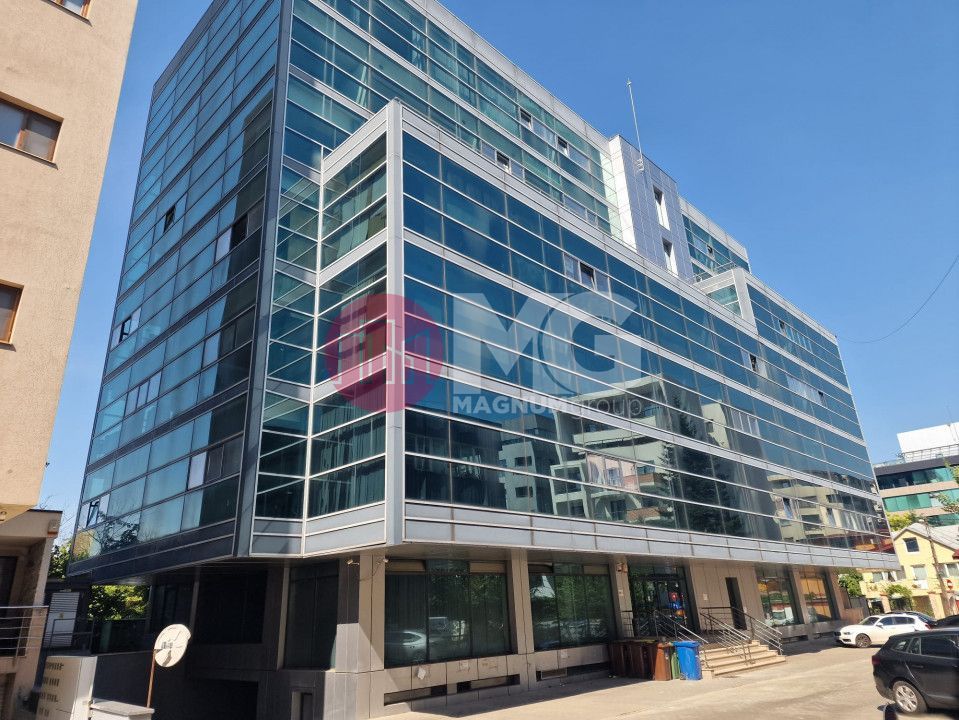 Cladire de birouri partiala de vanzare- 3200 mp - Poză 1