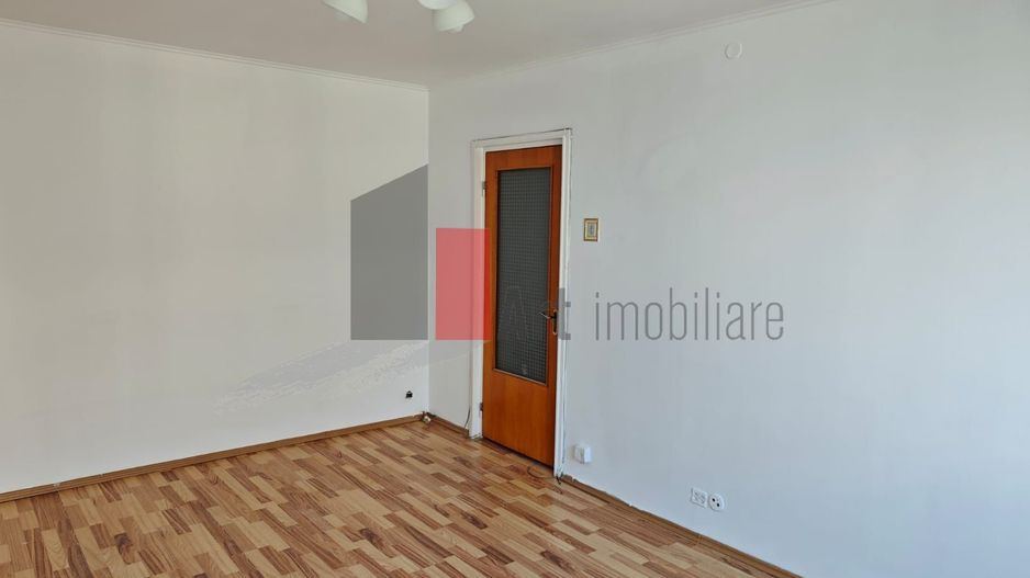 Vânzare apartament 3 camere Bd. Obregia - Piața Străduinței - Poză 4