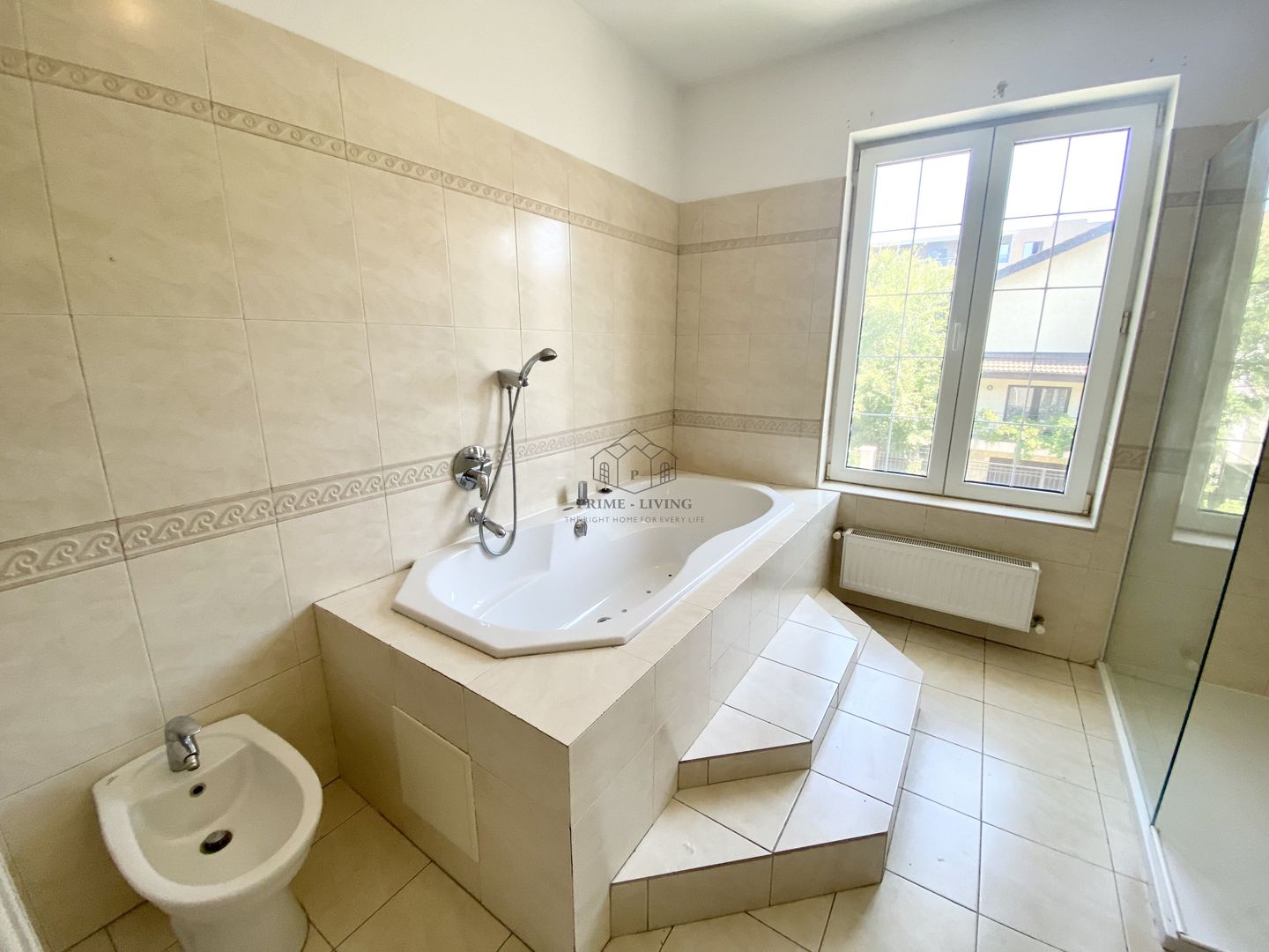 VILA LA INCHIRIERE CU 6 CAMERE IN COMPLEX REZIDENTIAL, IANCU NICOLAE - Poză 14