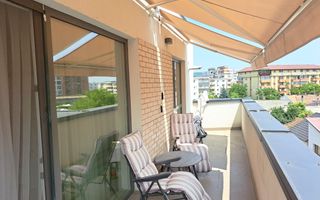 Apartament 2 camere, terasa de 15 mp, garaj subteran, boxa, Centru! - Poză 4