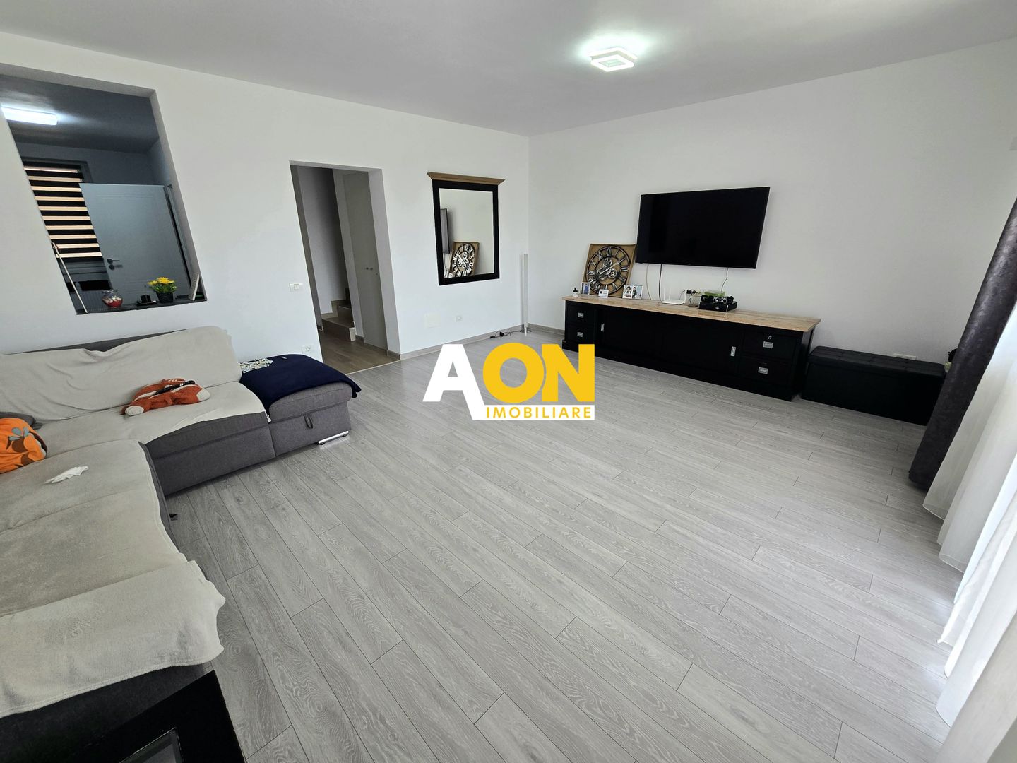 Casa 4 Camere 2 Bai, Complet Mobilata si Utilata - Poză 2