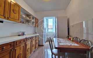 Apartament cu 2 camere de vânzare în zona Rogerius, Oradea - Poză 7