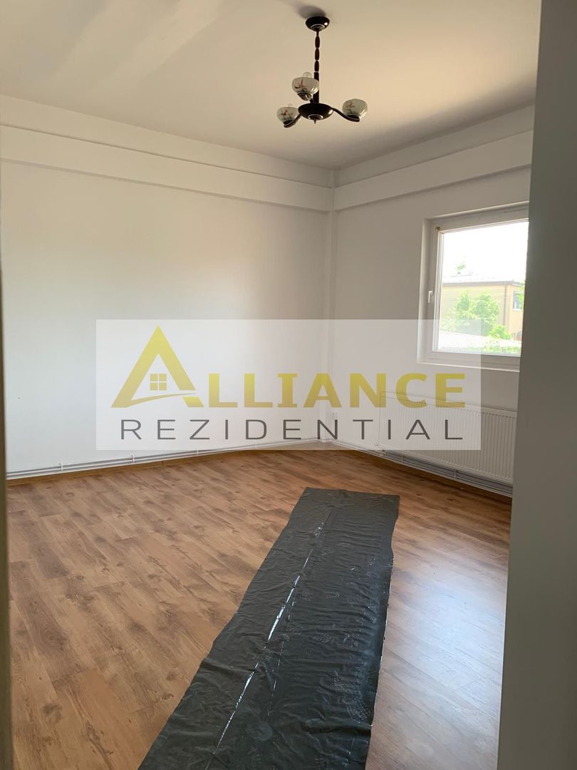 Catelu-Casa S+P+1+M - 14 Camere-1550 Teren - Poză 10