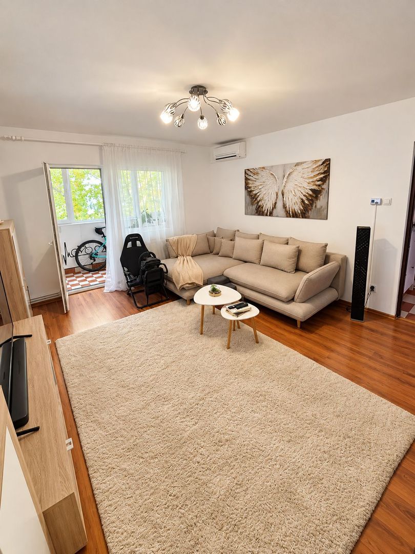 Dambovita | 3 camere | Decomandat | Centrala proprie | 2 bai | 2 balcoane - Poză 2