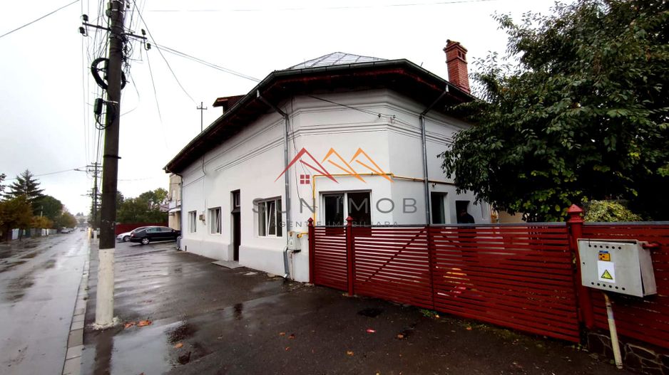 Casă / Spațiu comercial | 193 mp utili (P+S) | Câmpina | 120.000 € - Poză 1