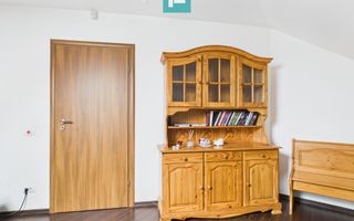 Casă individuală spațioasă, la 10 km de Timișoara - Poză 11