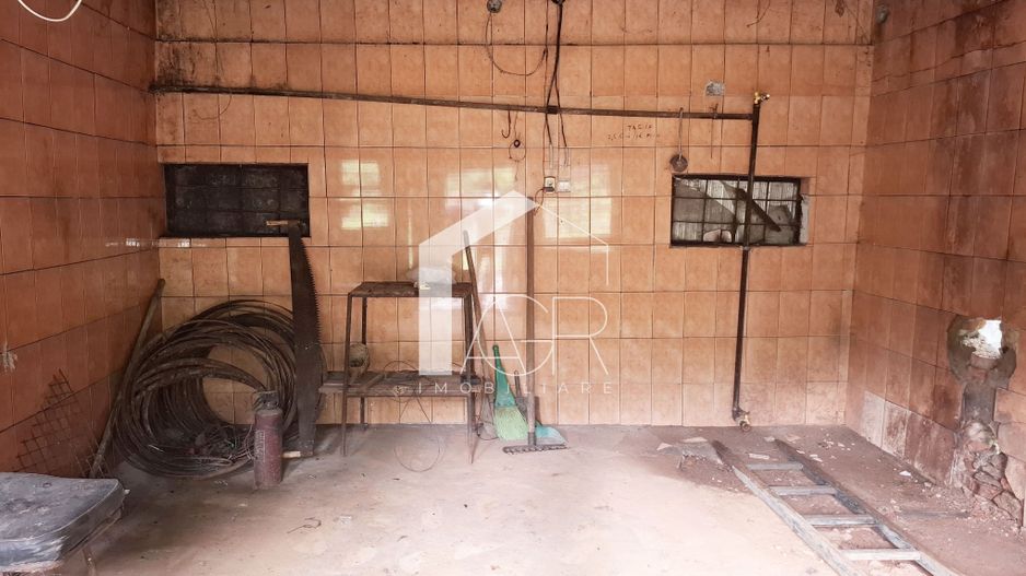 Imobil cu destinatie comerciala, 4 camere, Boldesti-Scaieni - Poză 8