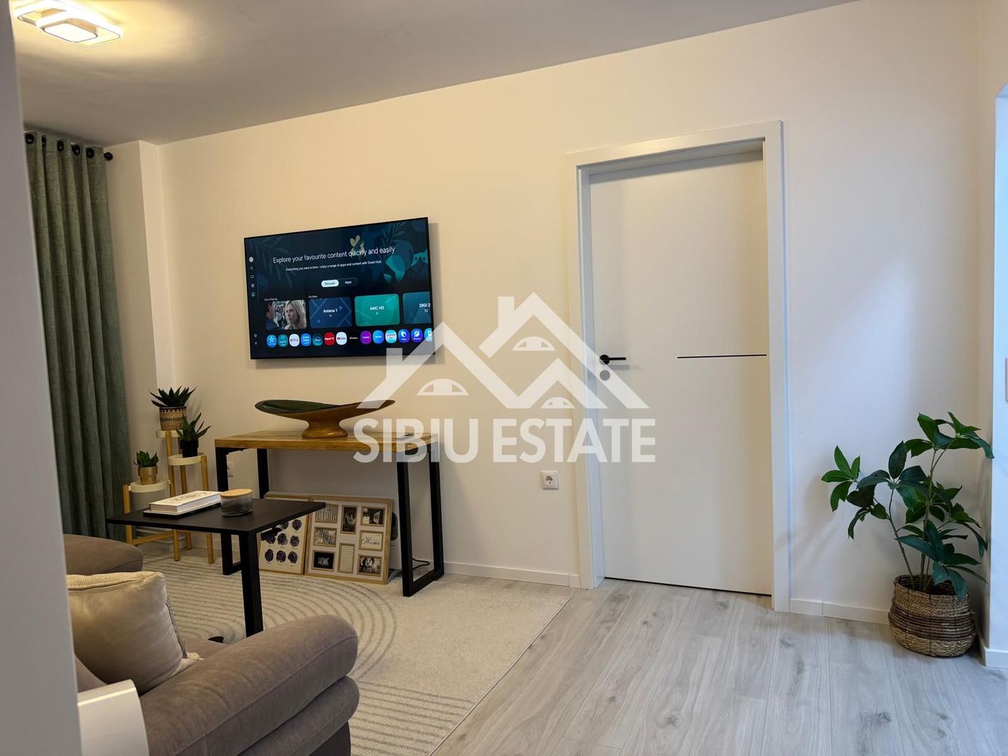 Apartament 3 camere 2 bai, pivita recent renovat-in Sibiu M.Viteazul - Poză 2