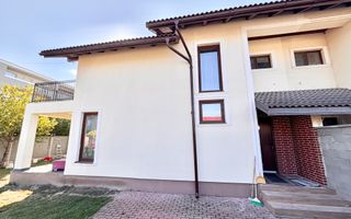 1/2 Duplex - Giroc - zona Planetelor - 4 camere | Poarta electrica - Poză 8