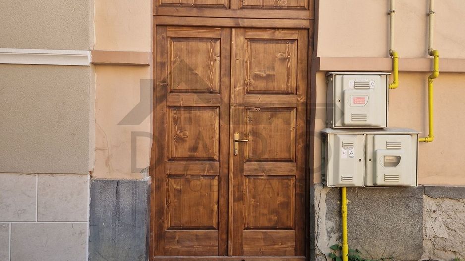 De vanzare casă lingă cetate - Poză 2