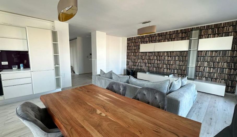 Apartament de 4 Camere cu Terasă Impresionantă, Lângă Iulius Mall - Poză 3