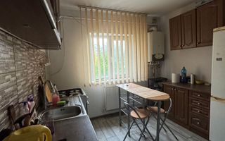 Apartament decomandat 3 camere - 80 mp - Valea Lupului - 360€ - Poză 8