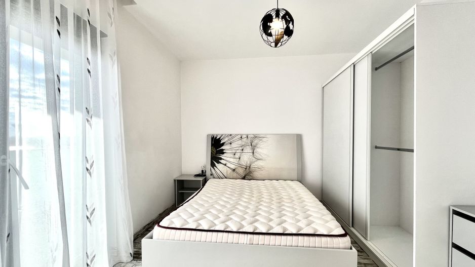 3 camere spațios si  cu terasă generoasă, la intrare în Dumbrăvița - Poză 19