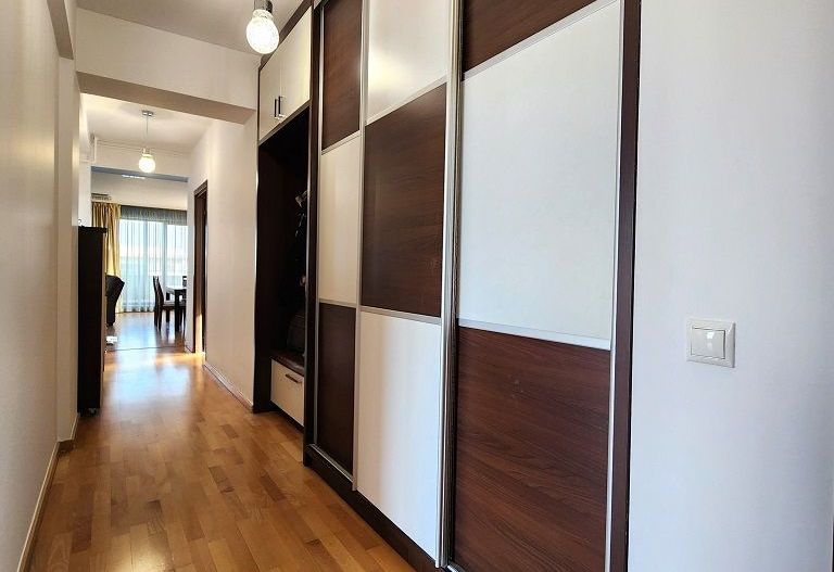 Inchiriere 4 camere Pipera 191 mp, etaj 3/3, 2 locuri de parcare - Poză 16