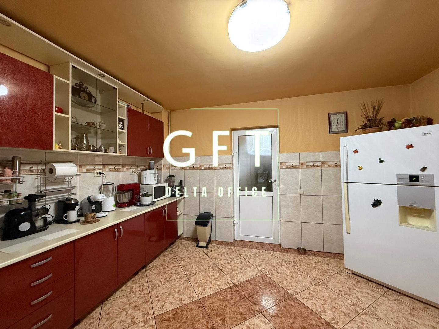 Casa de Vânzare 4 camere Sigmir - Poză 10