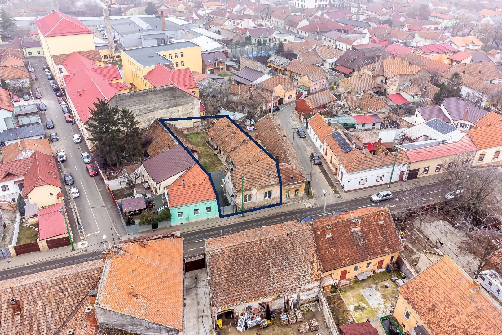 VANDUT! Casa din caramida - teren 612 mp - Centru Arad - COMISION 0% - Poză 4