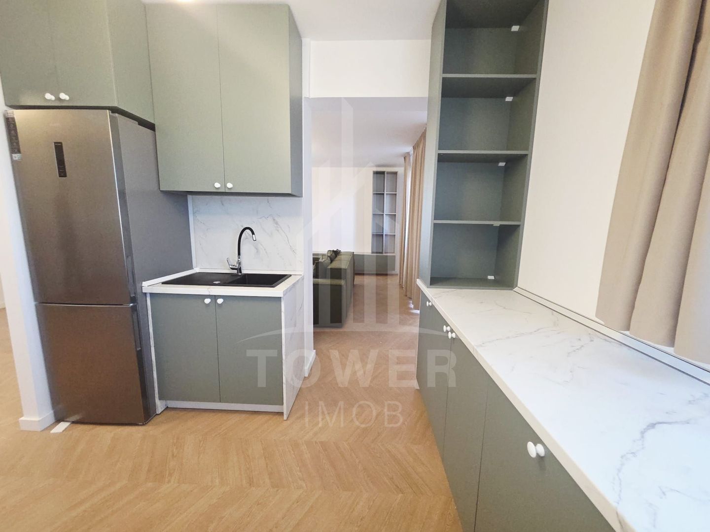 Apartament 4 camere  supwr lux de închiriat - Poză 9