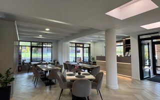 Pensiune exclusivistă Piscină încălzită în Predeal - Afacere la cheie - Poză 8