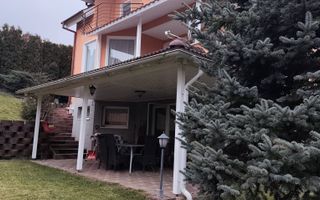 CASA FAMILIALA ZONA LIVEZENI ( cartierul Orizontului ) - Poză 2