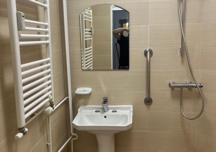 Apartament 4 camere de închiriat Apărătorii Patriei - Poză 8