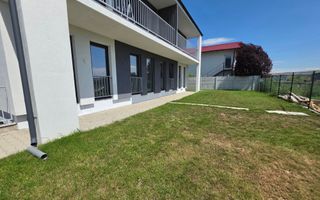 Apartament cu 3 Camere, 2 Bai, 100mp Curte Proprie,  Boxa 40 mp - Poză 1