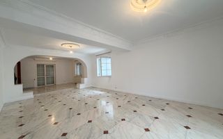 VANZARE VILA | 5 CAMERE | CURTE SUPERBA | ZONA FUNDENI - Poză 1