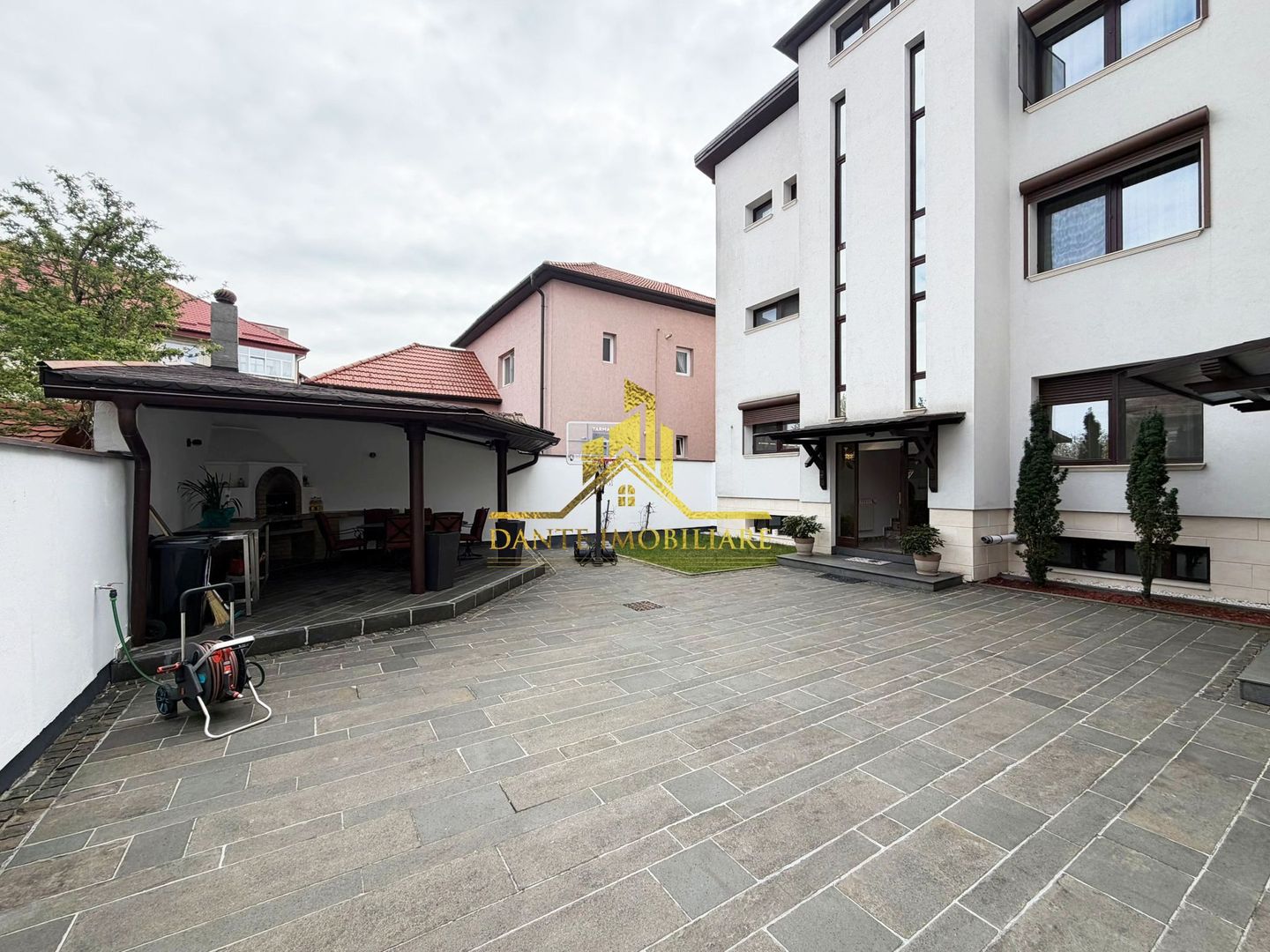 Casa, 6 camere, ultrafinisata, lux, curte, garaj, Andrei Muresanu - Poză 8