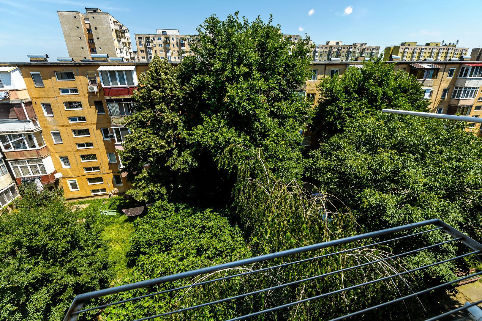 Apartament 3 camere luminos Aurel Vlaicu str Fluturilor - Poză 9