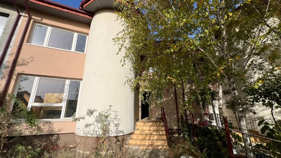 Casa la gri in Pipera  cu potential 1000 euro m2 - Poză 35