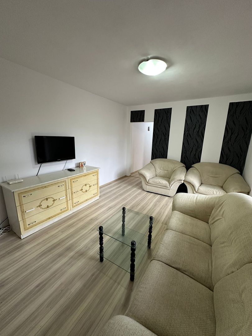 Apartament 3 camere Bulevardul Alexandru Obregia - Poză 1
